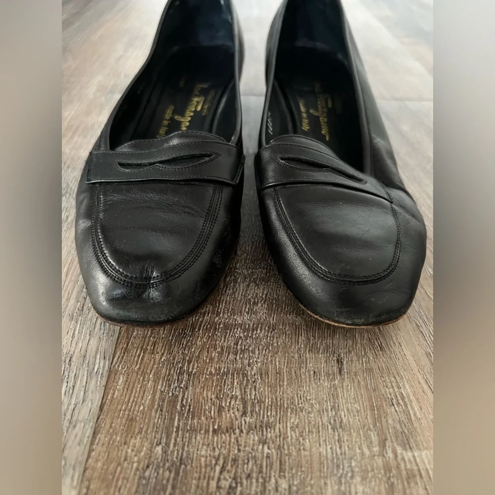 Ferragamo Vintage Women’s Shoes Bundle sizes 7-8 - Picture 2 of 13